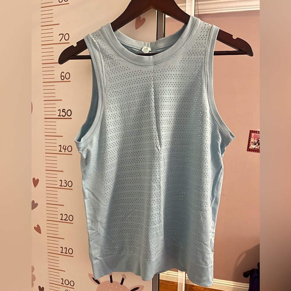 lululemon Size 6 Light Blue Grid Mesh Training Tank Top